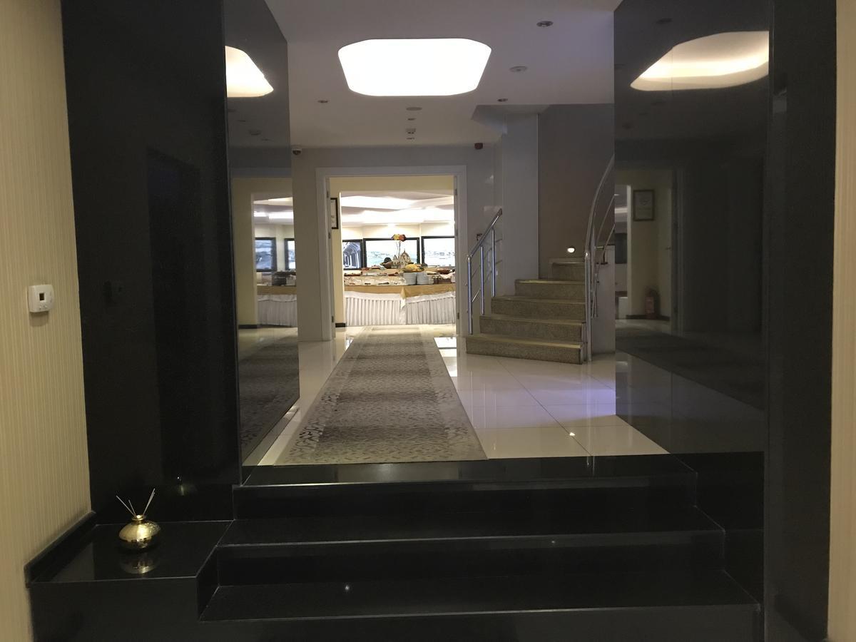 Pen Hotel Istanbul Exterior photo